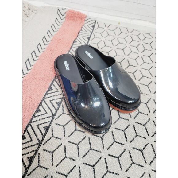 MELISSA SMART CLOG IN BLACK, SZ 6 - Picture 2 of 13